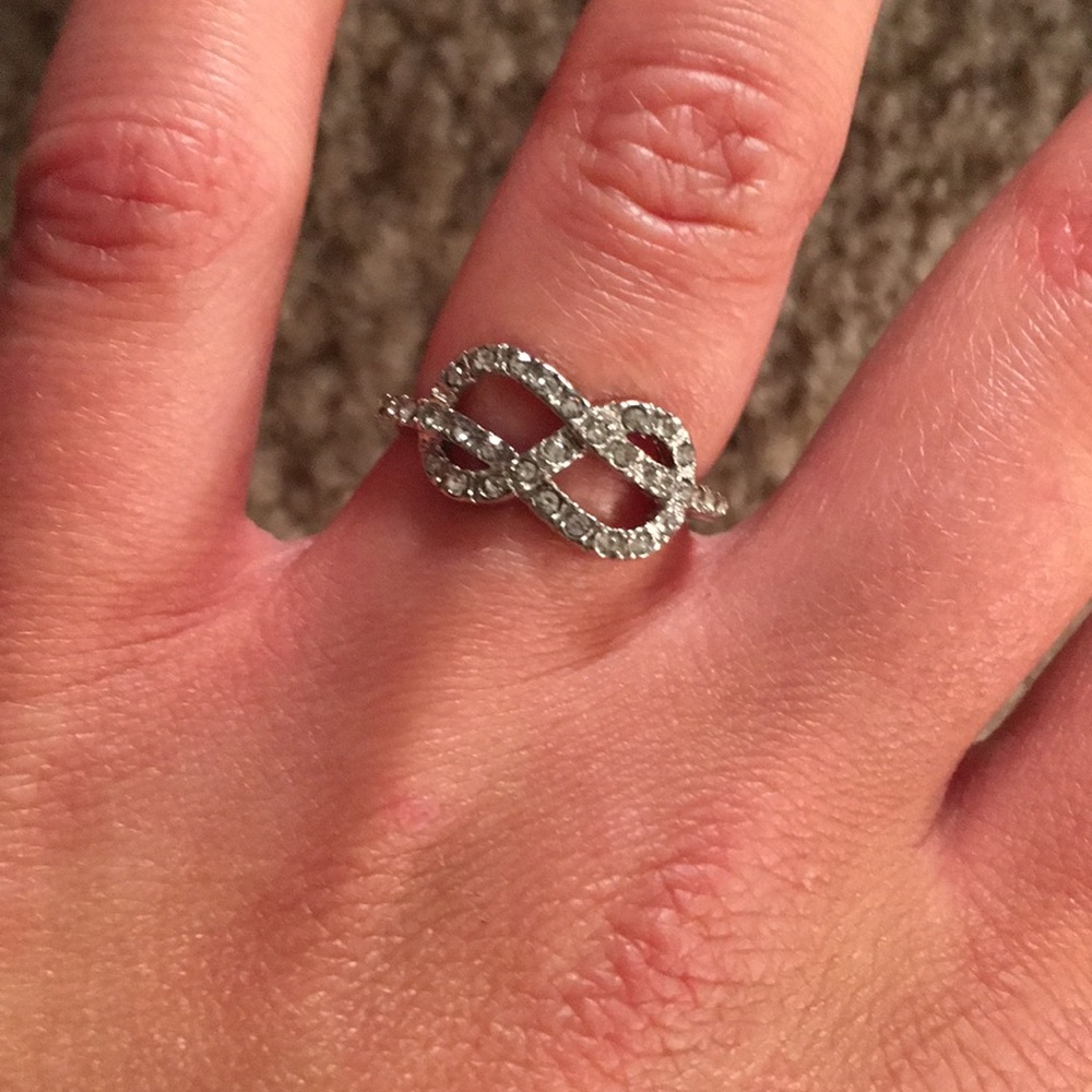 Infinite ring